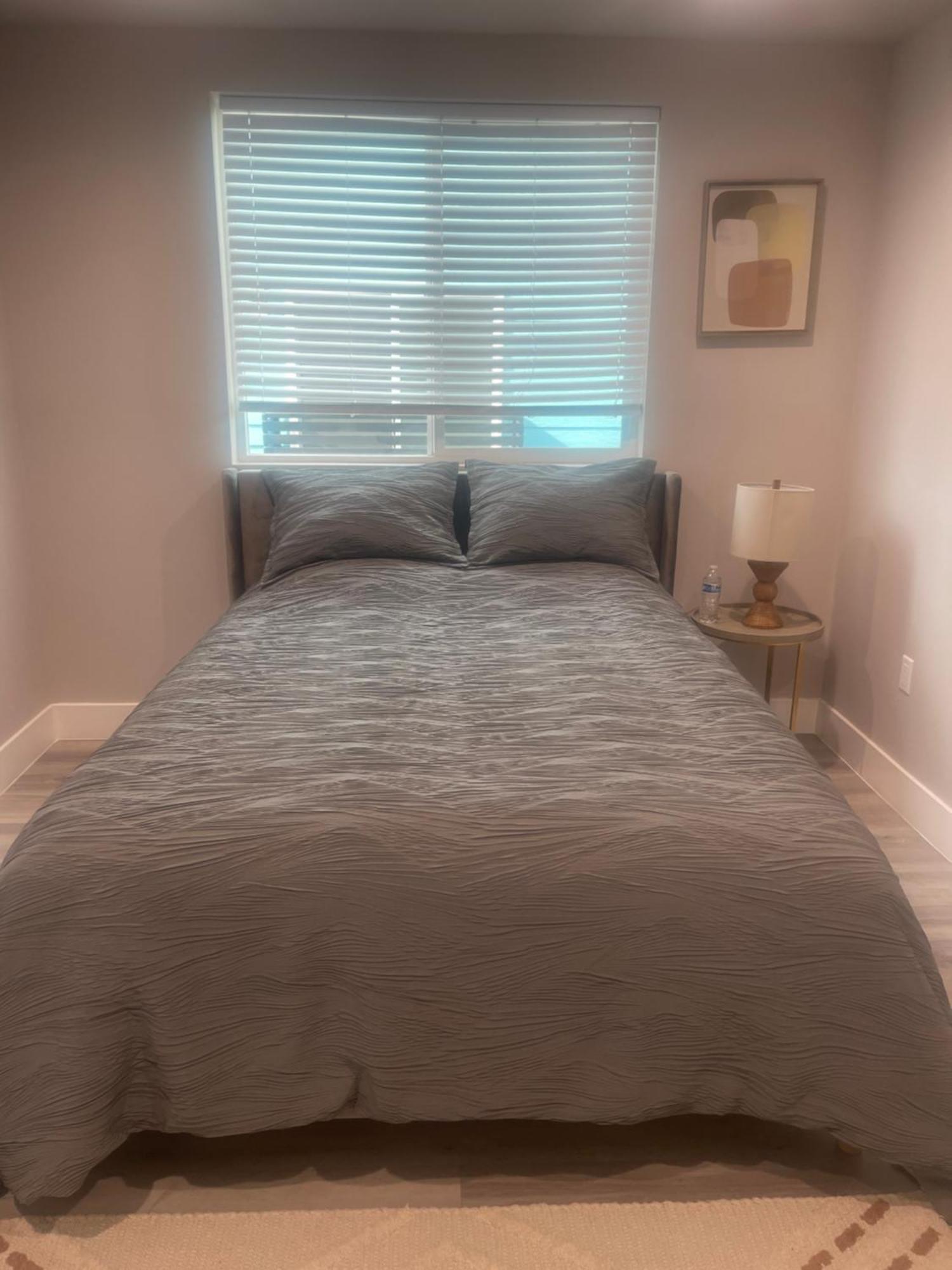 Private Room In New Appartment With Full Bath Los Angeles Extérieur photo